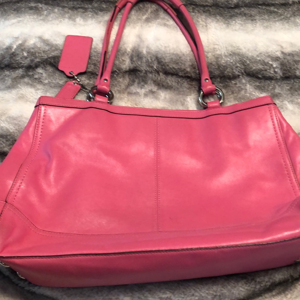 Pink leather coach bag - Picture 3 of 5